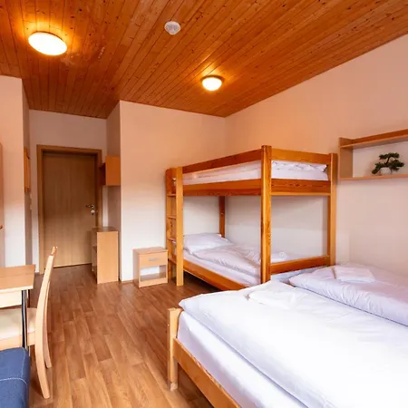 Aberto Jizerky אכסניה